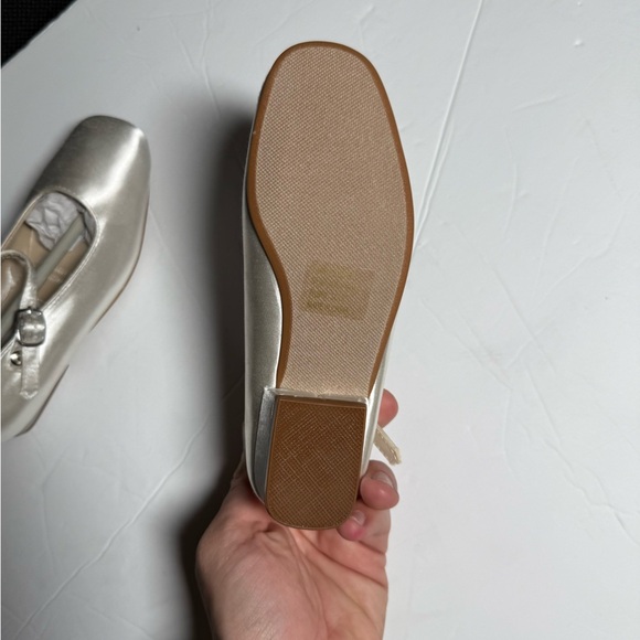 Touch Ups Jill White Ballet Flats Satin Size 10M NEW IN BOX Girls Mary Jane - Picture 8 of 12